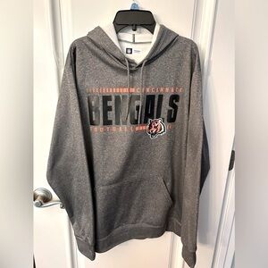 NFL Cincinnati Bengals Team Apparel Sweatshirt with Hood